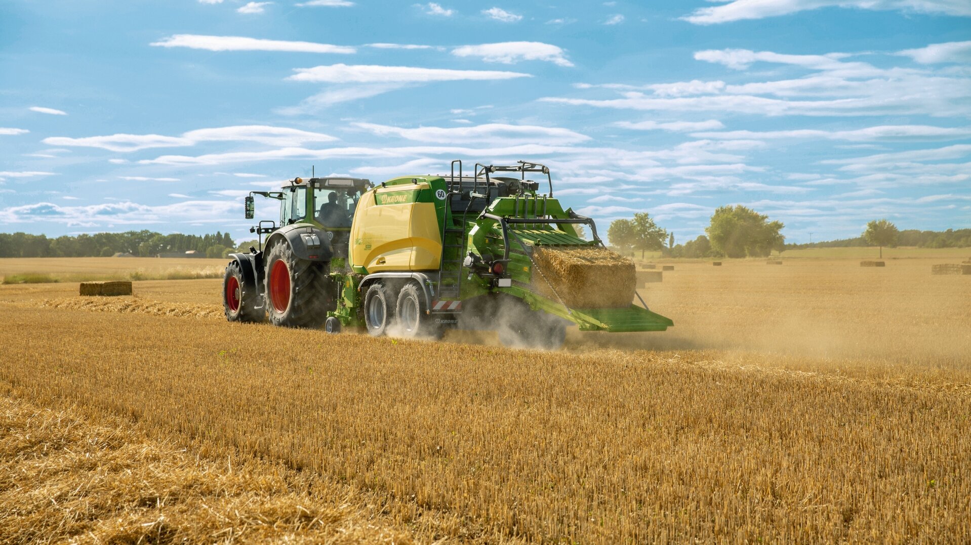 Krone Πρέσα Χορτοδεσίας Τετράγωνη με 6 κομποδέτες - BiG Pack